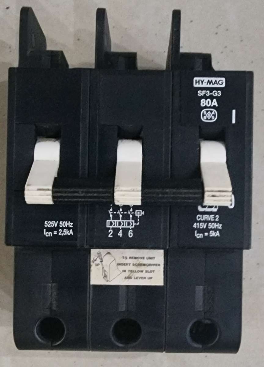 Circuit Breakers & Transformers CBI 80amp 3 pole circuit breakers for