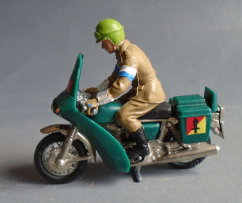 Motorcycles BRITAINS 1 32 SCALE NORTON 850 DISPATCH RIDER Was