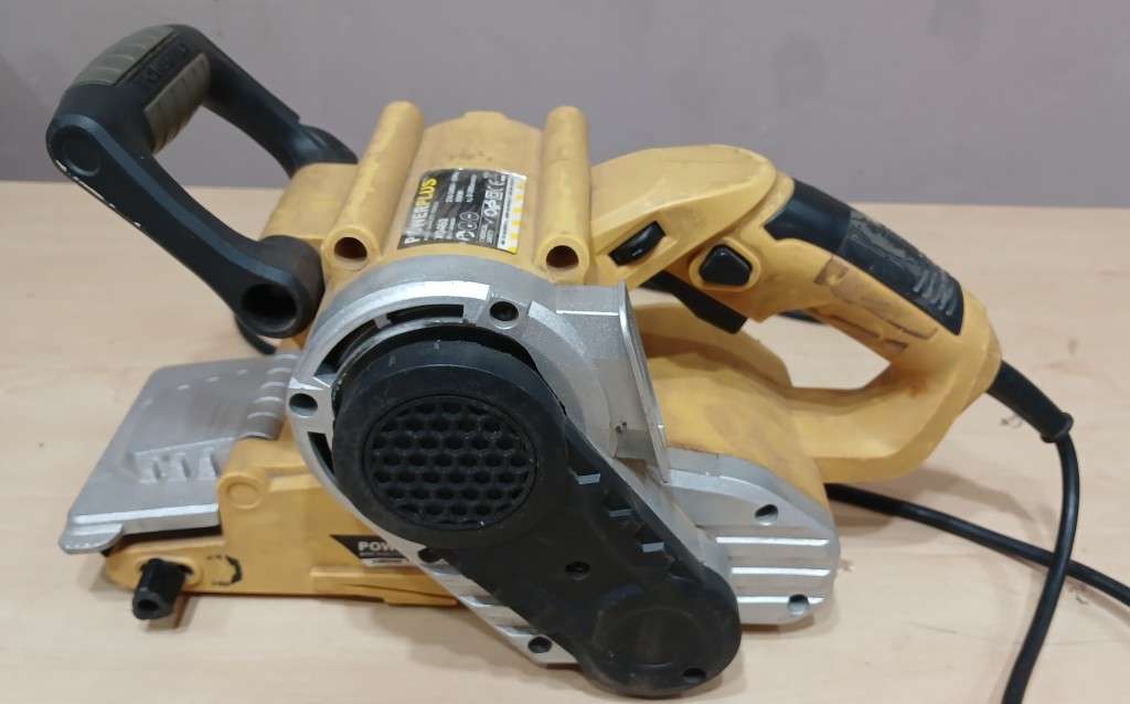 Sanders (Spares or Restoration Please Read) Power Plus Belt Sander