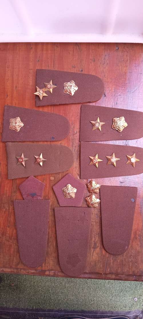 South African Army Unknown Insignias Was Listed For R200 00 On 2 Mar south-african-army-unknown-insignias-was-listed-for-r200-00-on-2-mar