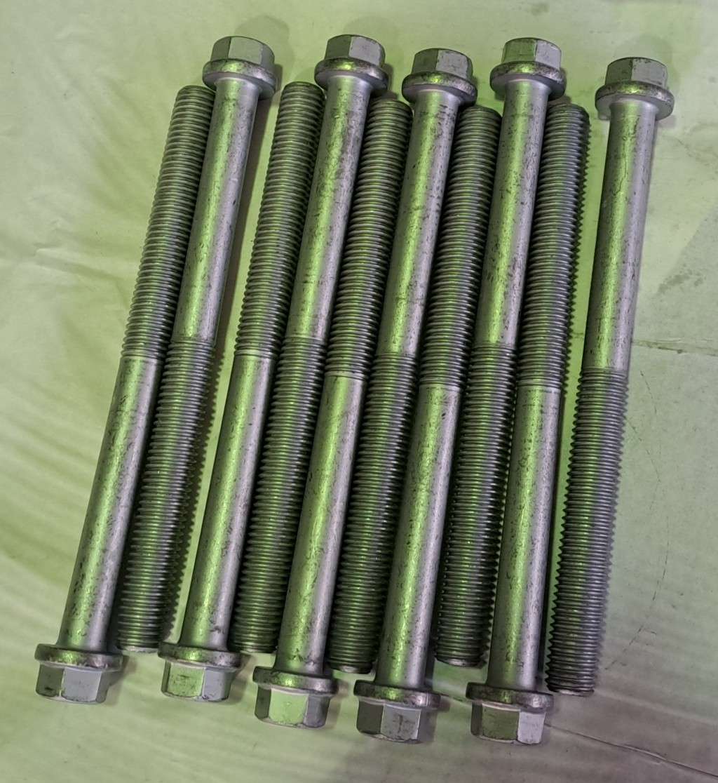 Engine Gaskets MWM Head bolt for cylinder head F250 for sale in South