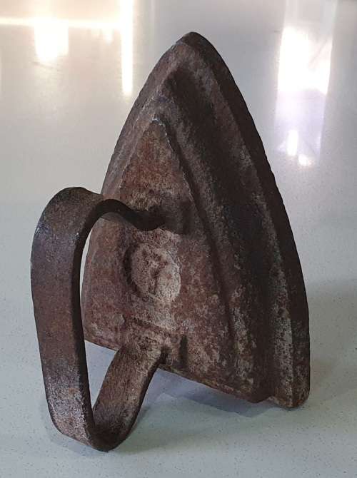 Appliances Vintage cast iron, coal stove clothing Sad Iron as per