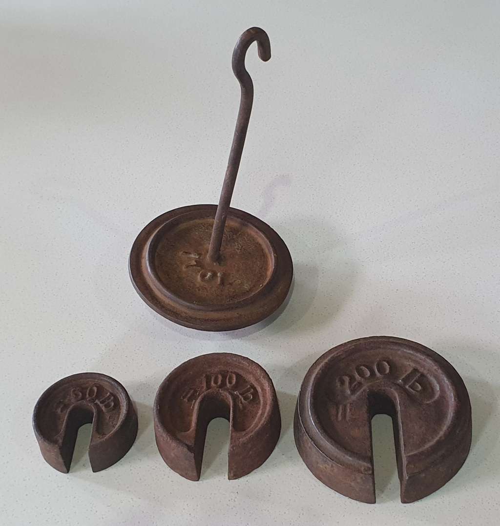 Scales & Weights Vintage cast iron scale weights as per photo for