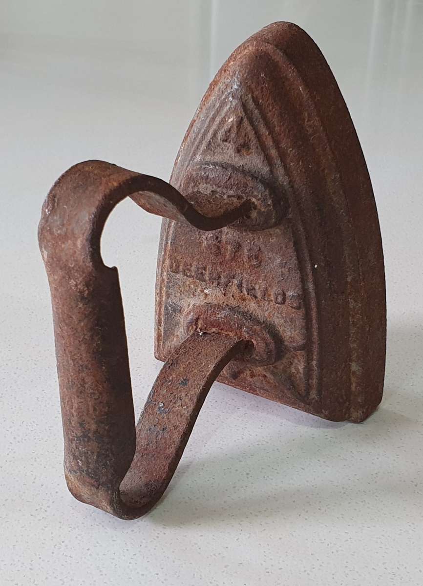 Appliances Vintage cast iron, coal stove DEEPFIELDS 675 clothing Sad