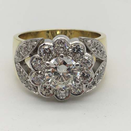 Rings - Impressive Vintage 18ct Gold and Diamond Ring was listed for ...