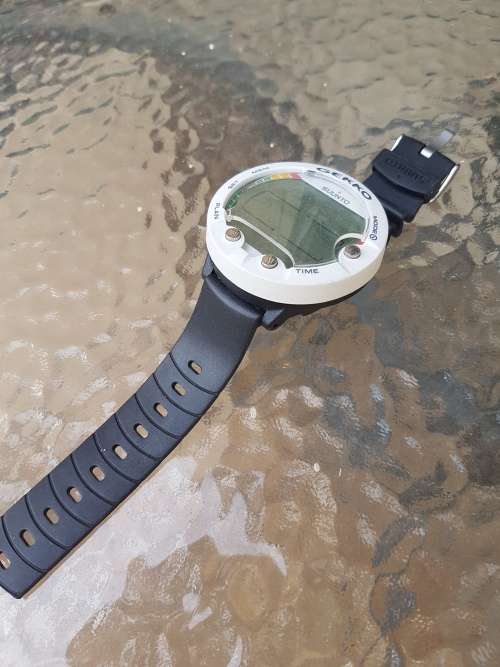 Diving Computers Suunto Gekko Dive Computer was sold for R1,500.00 on