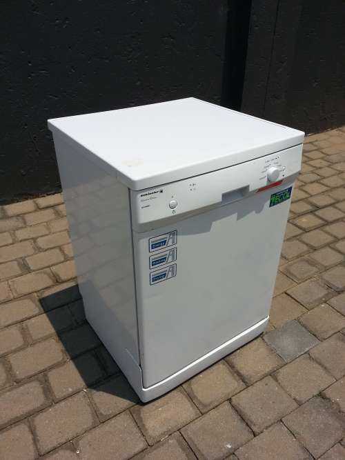 Dishwashers Kelvinator KD12WW1 Dishwasher was sold for R800.00 on 15