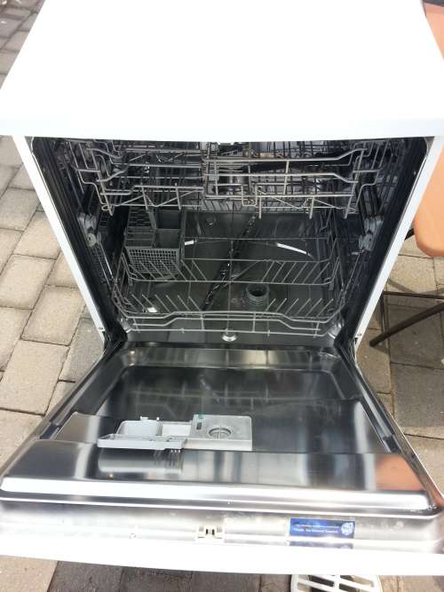 Dishwashers Kelvinator KD12WW1 Dishwasher was sold for R800.00 on 15