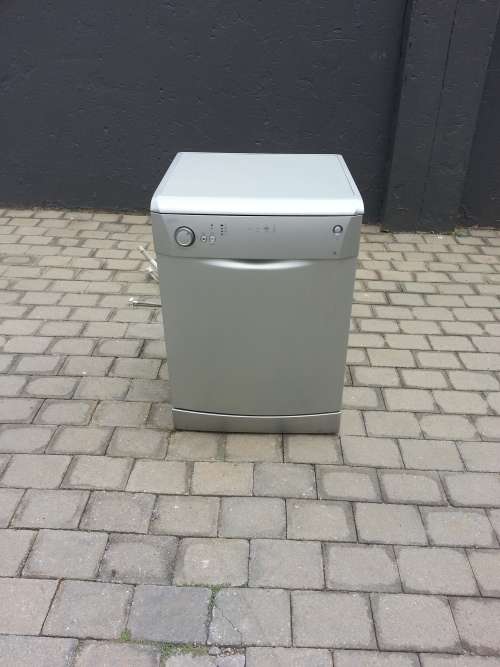 Dishwashers Defy ECO DDW169 Silver Dishwasher was sold for R1,050.00