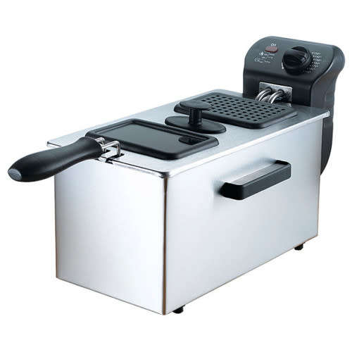 Fryers Commercial Electric Chip Fryer 3.5lt was sold for R550.00 on 10 Mar at 0757 by