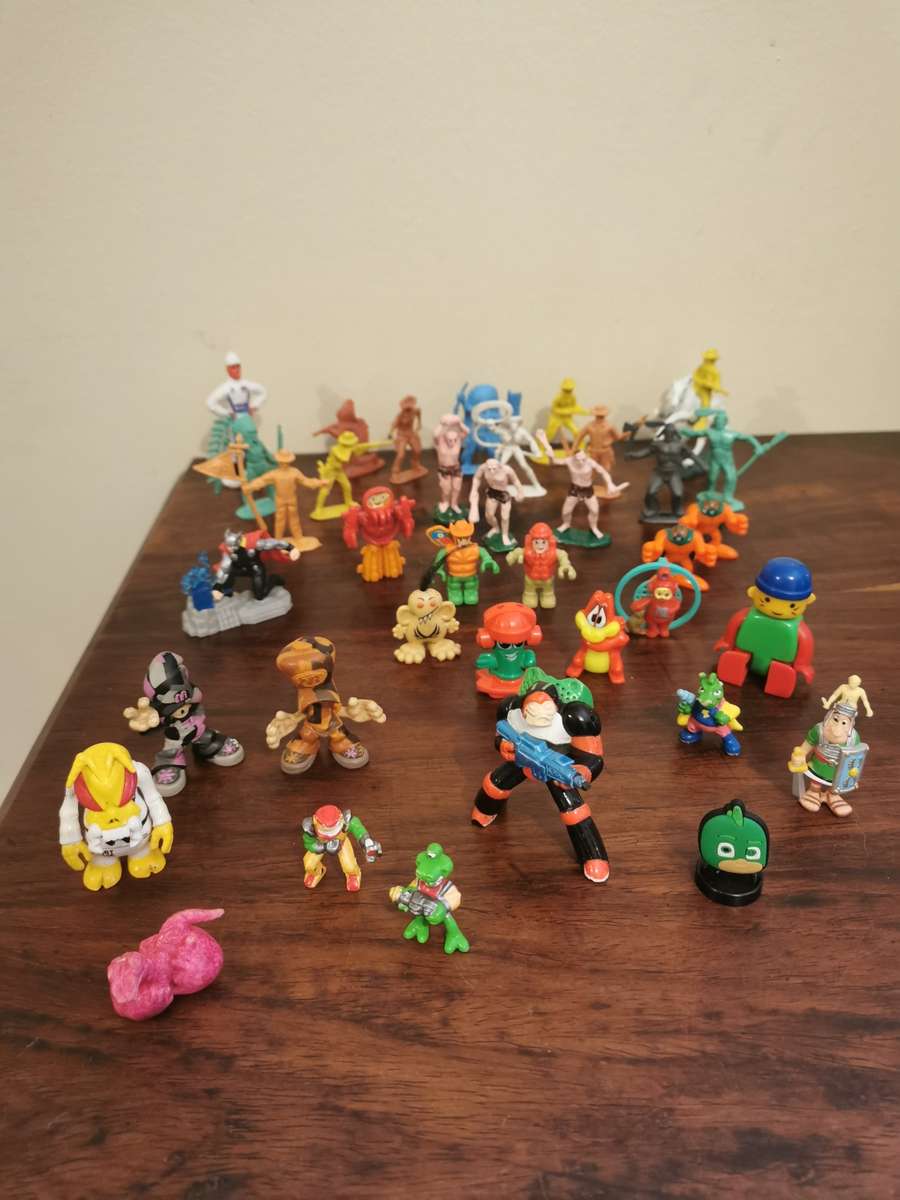 Vintage Toys Some Highly Collectable and Vintage Figurines in One Lot