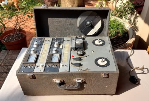 Other Communication - VINTAGE 1963 AKAI JAPAN M-8 REEL TO REEL TAPE  RECORDER WORKING WITH A BUNCH (11KG) OF MAGNETIC TAPES was sold for R850.00  on 6 Apr at 22:03 by ErnRex1545