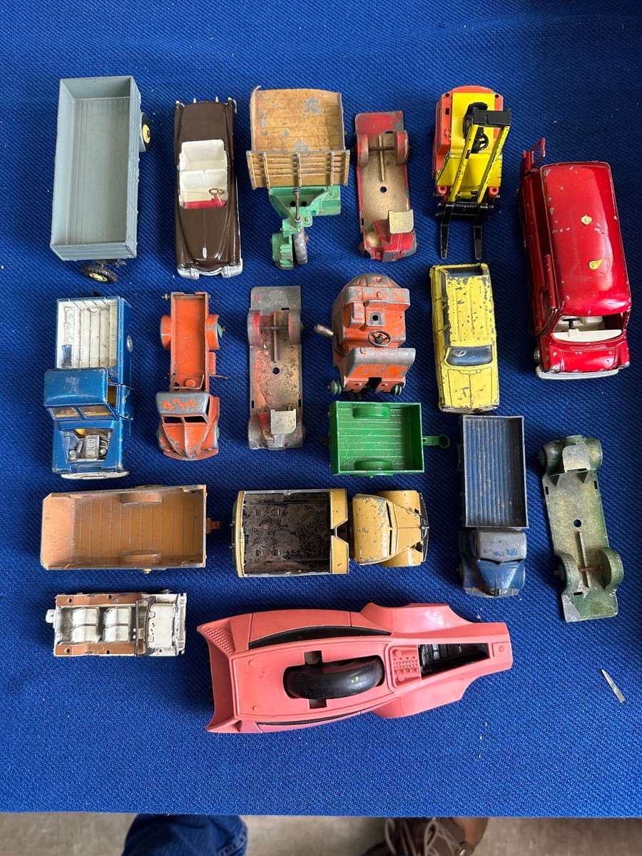 Models DINKY TOYS for sale in Springs (ID598944321)