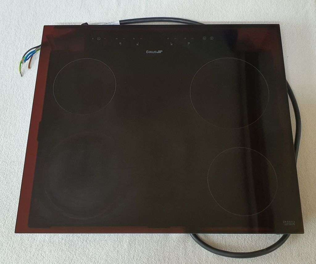 Hobs Used Smeg Ceramic Hob with Touch Controls Model SE364TD, 60cm