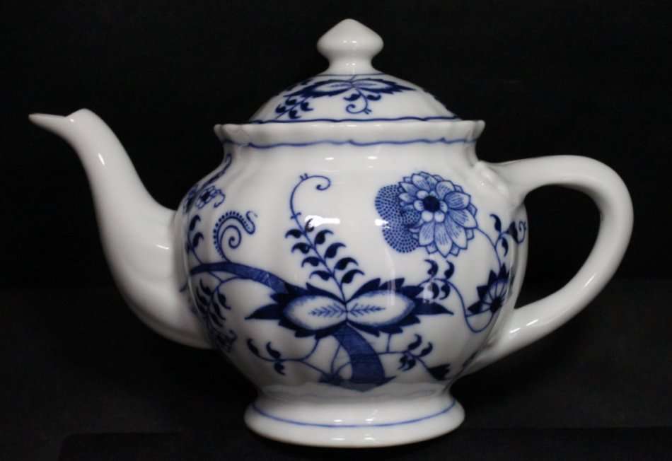 blue danube teapot