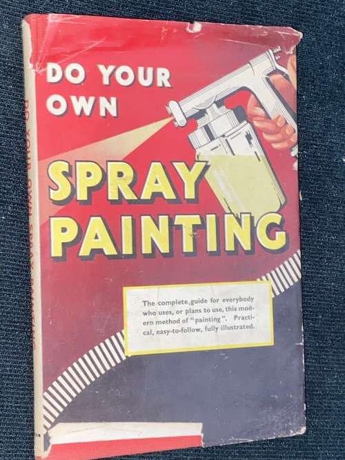 Other NonFiction DO YOUR OWN SPRAY PAINTING for sale in Cape Town