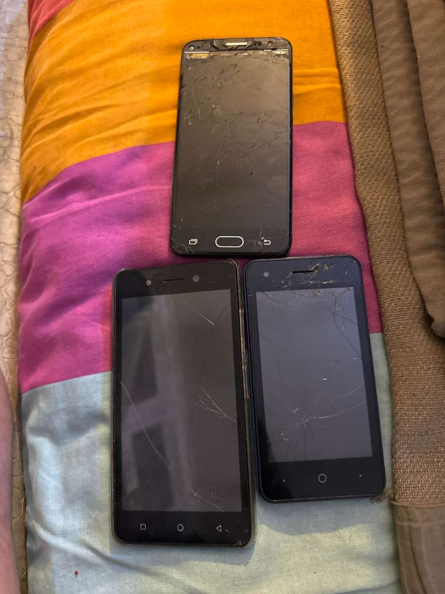 Other Smartphone Brands Old phones for sale in Gauteng (ID616063855)