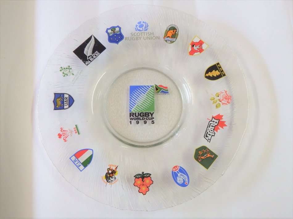 Other Rugby - 1995 Rugby World Cup glass display late with color logos ...