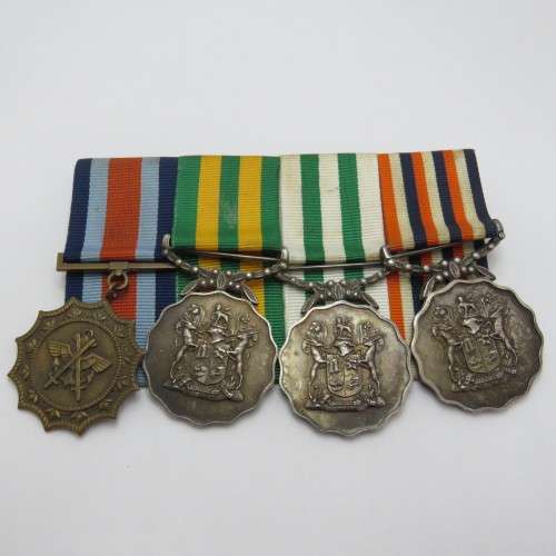 SADF & SANDF - SADF Long Service and Merit medal set to 05177787PE Col ...