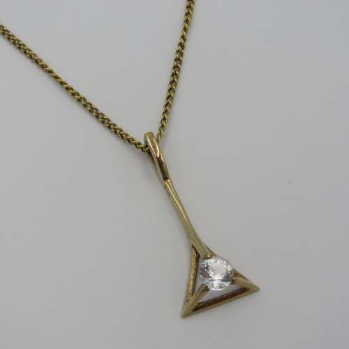 Necklaces & Pendants 9kt Gold necklace & pendants with clear stone