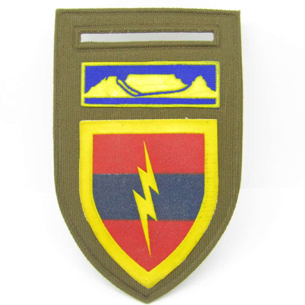 South African Army - SADF 8 Engineer Squadron tupperware flash with ...