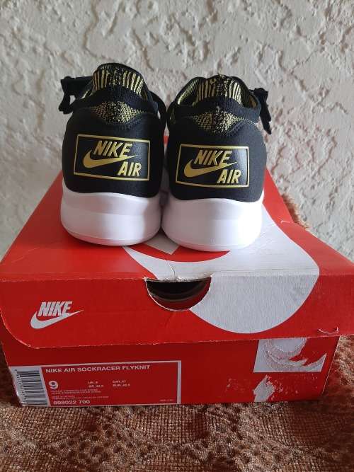 Sneakers - Nike tekkies was sold for R600.00 on 16 Dec at 07:12 by ...