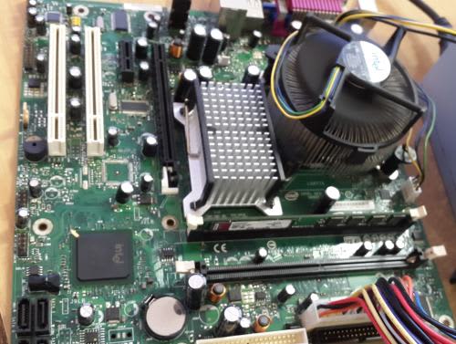 Motherboard & CPU Bundles - Intel D946GZIS Motherboard + Pentium 4 CPU