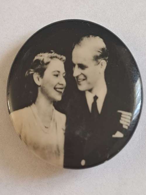 Other Antiques & Collectables 1947 Young Queen Elizabeth and Prince
