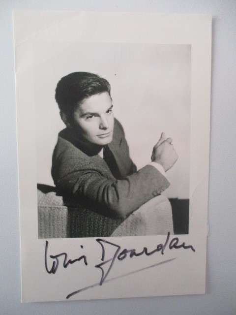 Other Antiques & Collectables - AUTOGRAPHED / SIGNED - LOUIS JOURDAN ...