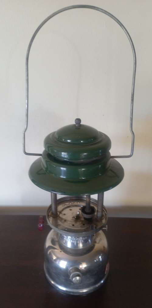 Lamps & Lanterns COLEMAN PARAFFIN LAMP VERY GOOD CONDITION for sale