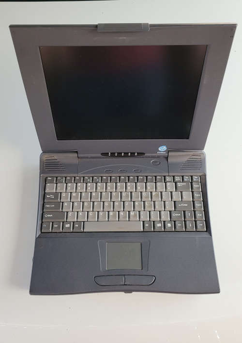 Vintage Mecer Vintage Laptop for sale in Durban (ID596348468)