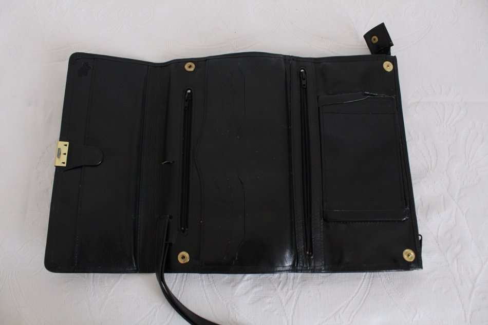 busby leather purse