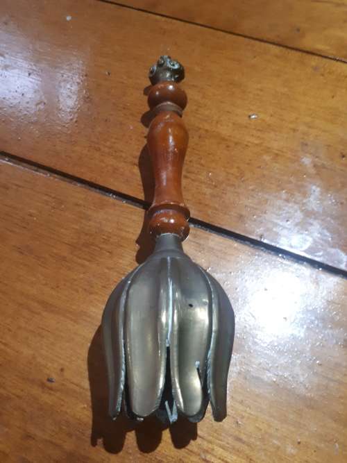 Brass Vintage Brass Bell / Candle Snuffer for sale in Port Elizabeth