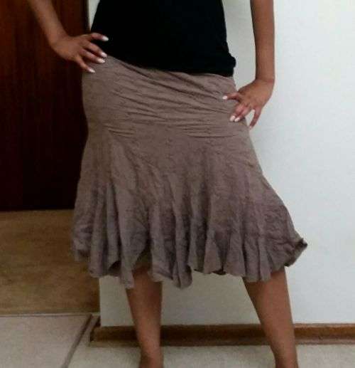 Skirts - Foschini Skirt was listed for R1.00 on 12 May at 14:02 by ...