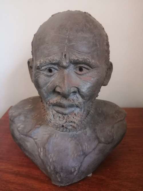 Pottery AFRICAN CLAY BUST for sale in Durban (ID583704051)