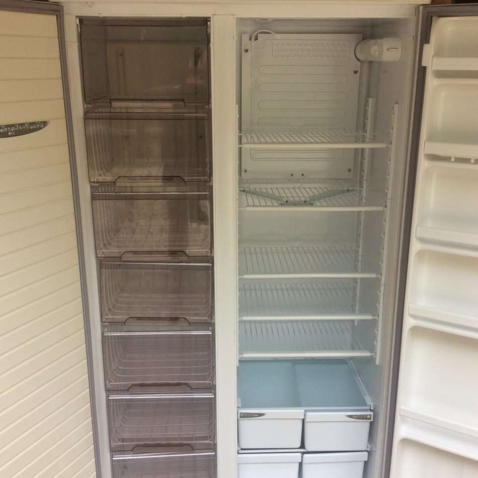 Fridges & Freezers Double Door fridge for sale was listed for R6,000.