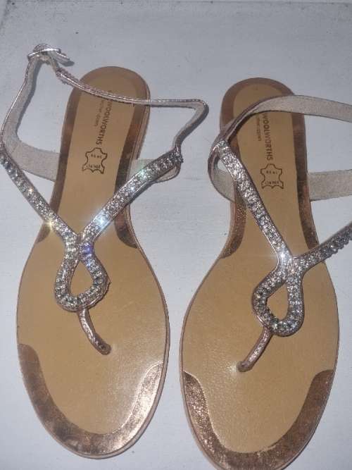 Sandals - Woolworths Gold Leather Sandals - Size 8 - New was listed for  R165.00 on 15 Aug at 09:01 by books4less in Cradock (ID:564359359)