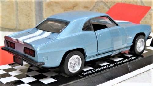 Boxed New-Ray Toys 1969 Chevrolet Camaro Z28 With Pull Back Action Scale  1:32 L: 14,5 cm