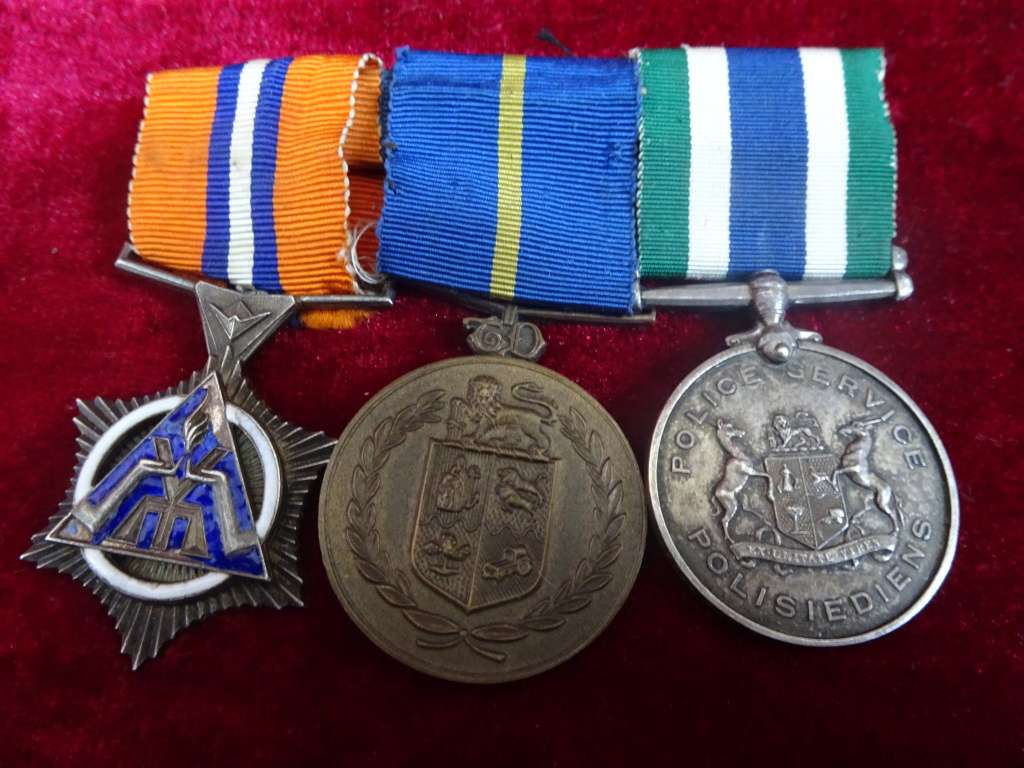 Other Medals Set Of South African Police Medals Awarded To 16969 V other-medals-set-of-south-african-police-medals-awarded-to-16969-v