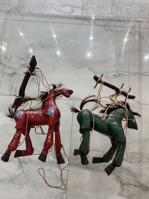 Other Antiques & Collectables VINTAGE WOODEN HORSE PUPPETS BID FOR