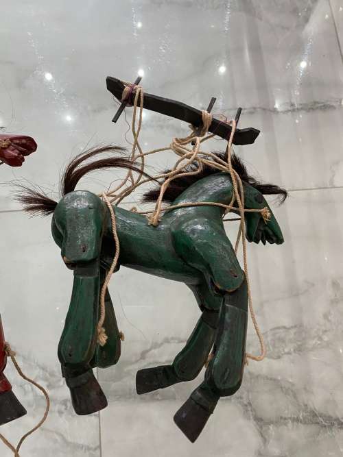 Other Antiques & Collectables VINTAGE WOODEN HORSE PUPPETS BID FOR