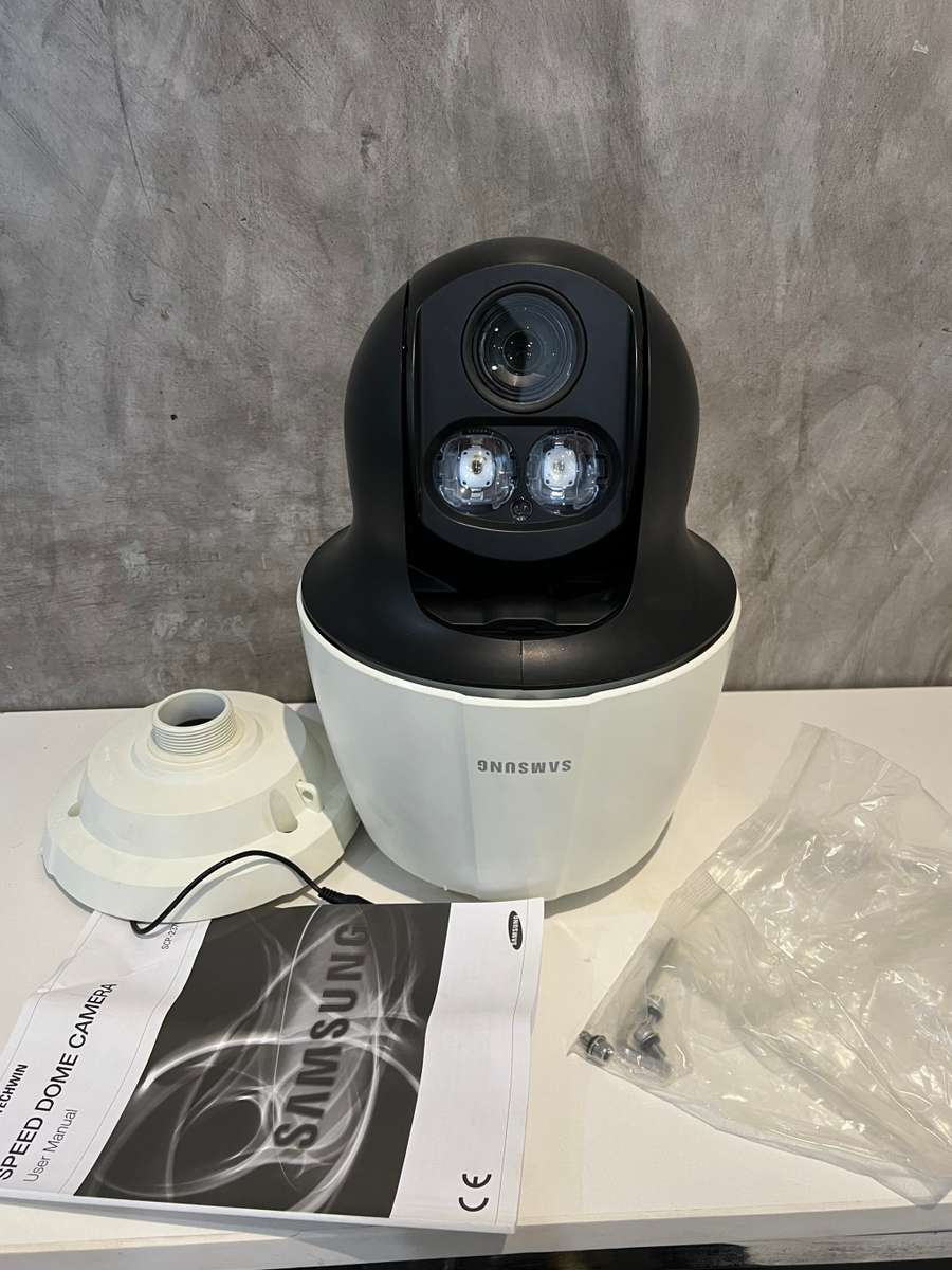 Surveillance Cameras samsung High Resolution Weatherproof 37x IR PTZ