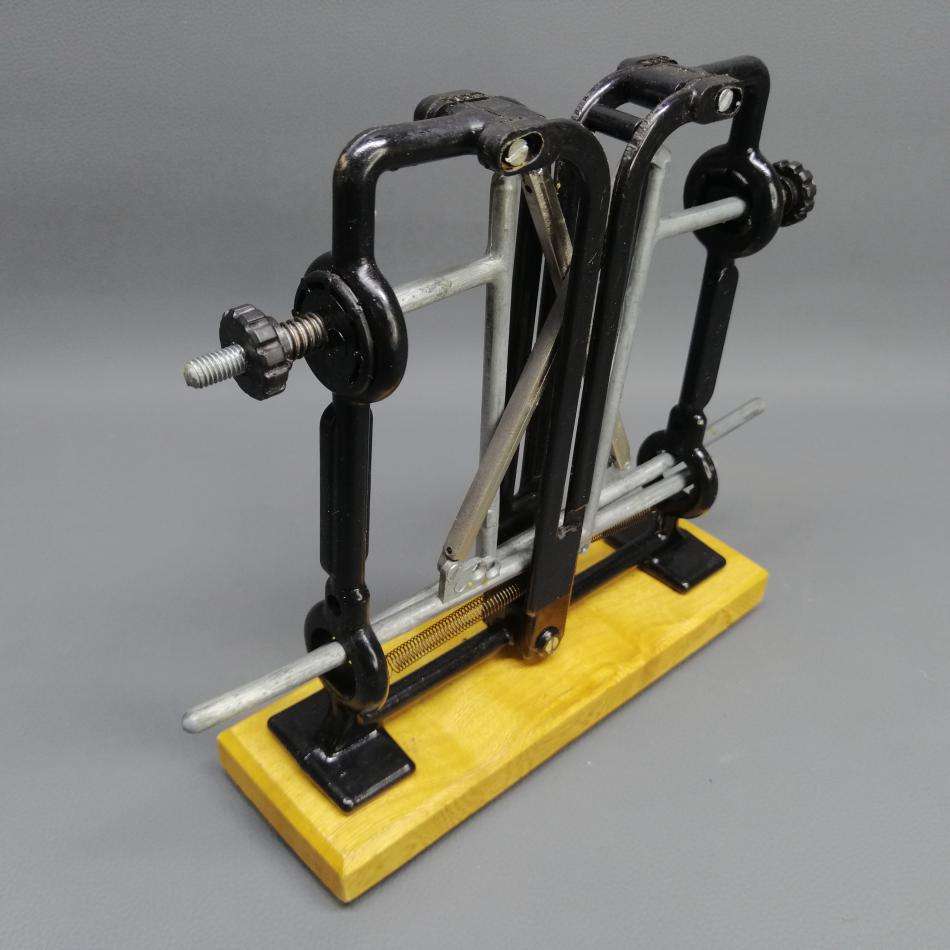 Other Kitchenalia - Original Warthog V Sharp Knife Sharpener!!! was