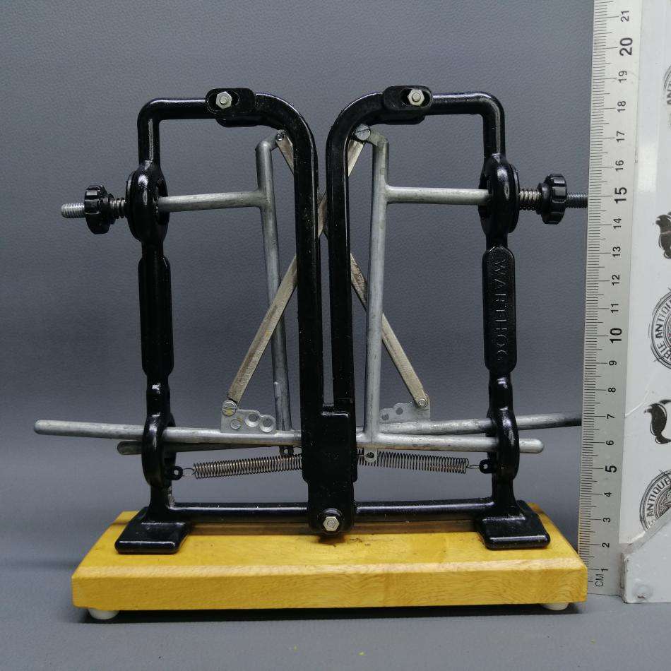 Other Kitchenalia - Original Warthog V Sharp Knife Sharpener!!! was