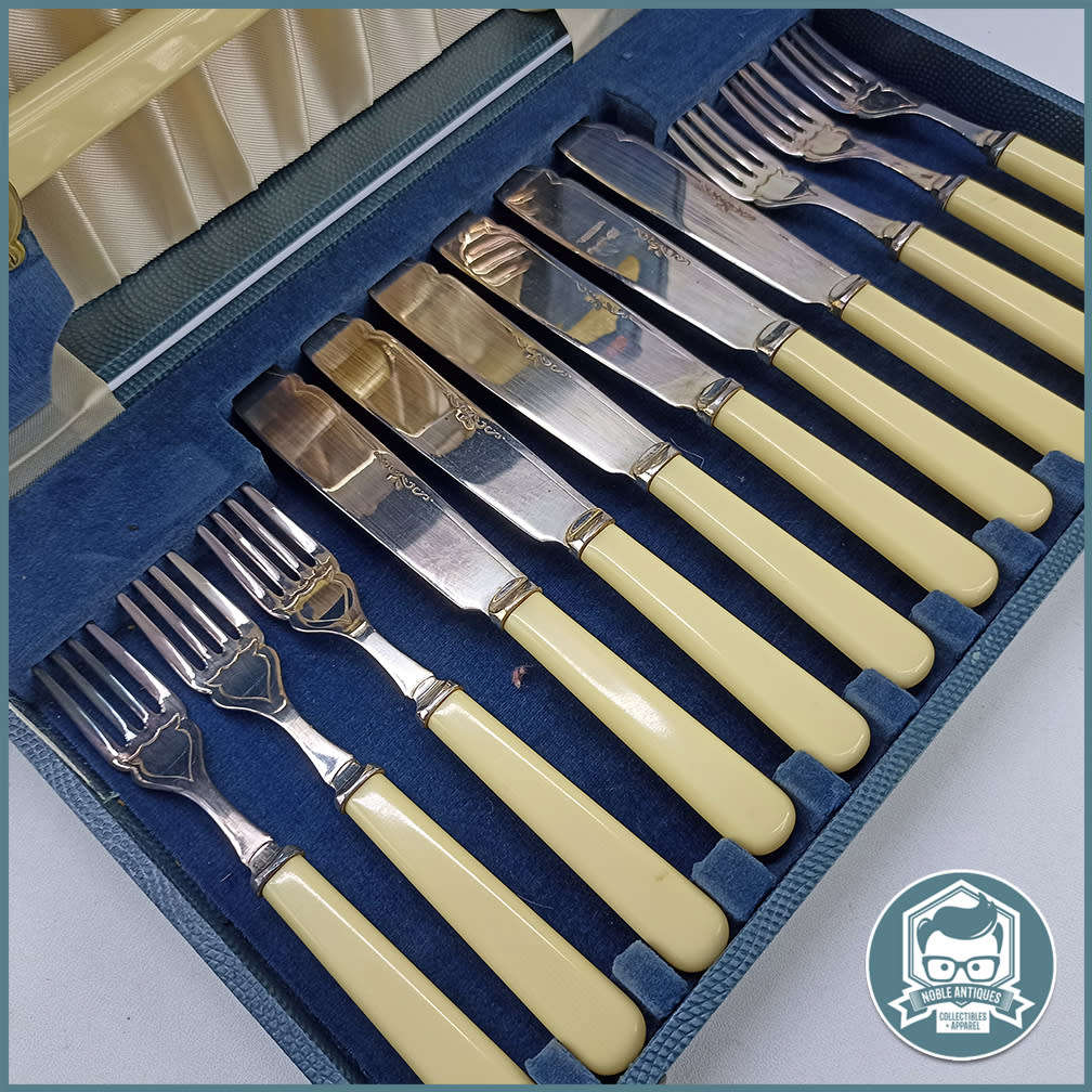 Cutlery Vintage Boxed Bone Handled English Silver Plate Fish Serving