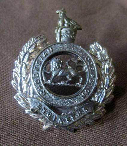 South African Army - RHODESIAN ENGINEERS CORPS - BERET / CAPE BADGE for ...