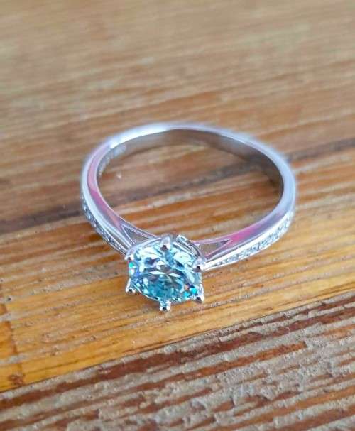 Rings Solitaire Blue 1.00ct Moissanite D/VVS1 Engagement Ring Set in