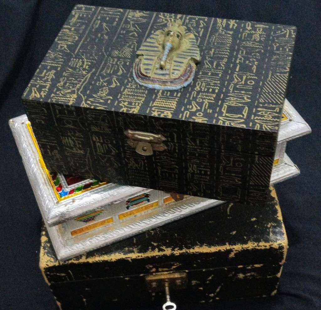 Wholesale & Bulk Lots Beautiful Collectable Antique 3 Boxes . Only Once in a Lifetime Offer