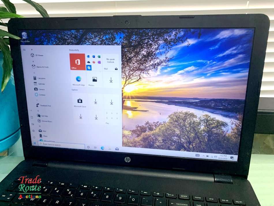 Laptops & Notebooks HP 15.6` LAPTOP 15bw0xx AMD A4 RADEON R3 4GB