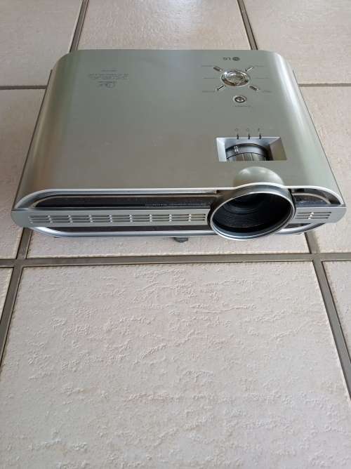 Projectors LG XGA DLP Projector Please Read was sold for R151.00 on